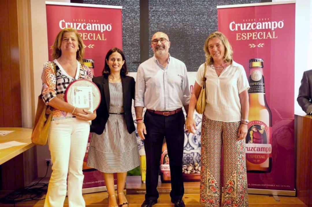 Premio obtenido por La Juana en la II Ruta del Caracol de Cruzcampo por la mejor tapa de caracoles
